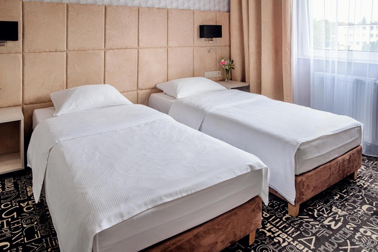 Citi Hotel'S Warszawa-Falenty Raszyn Buitenkant foto